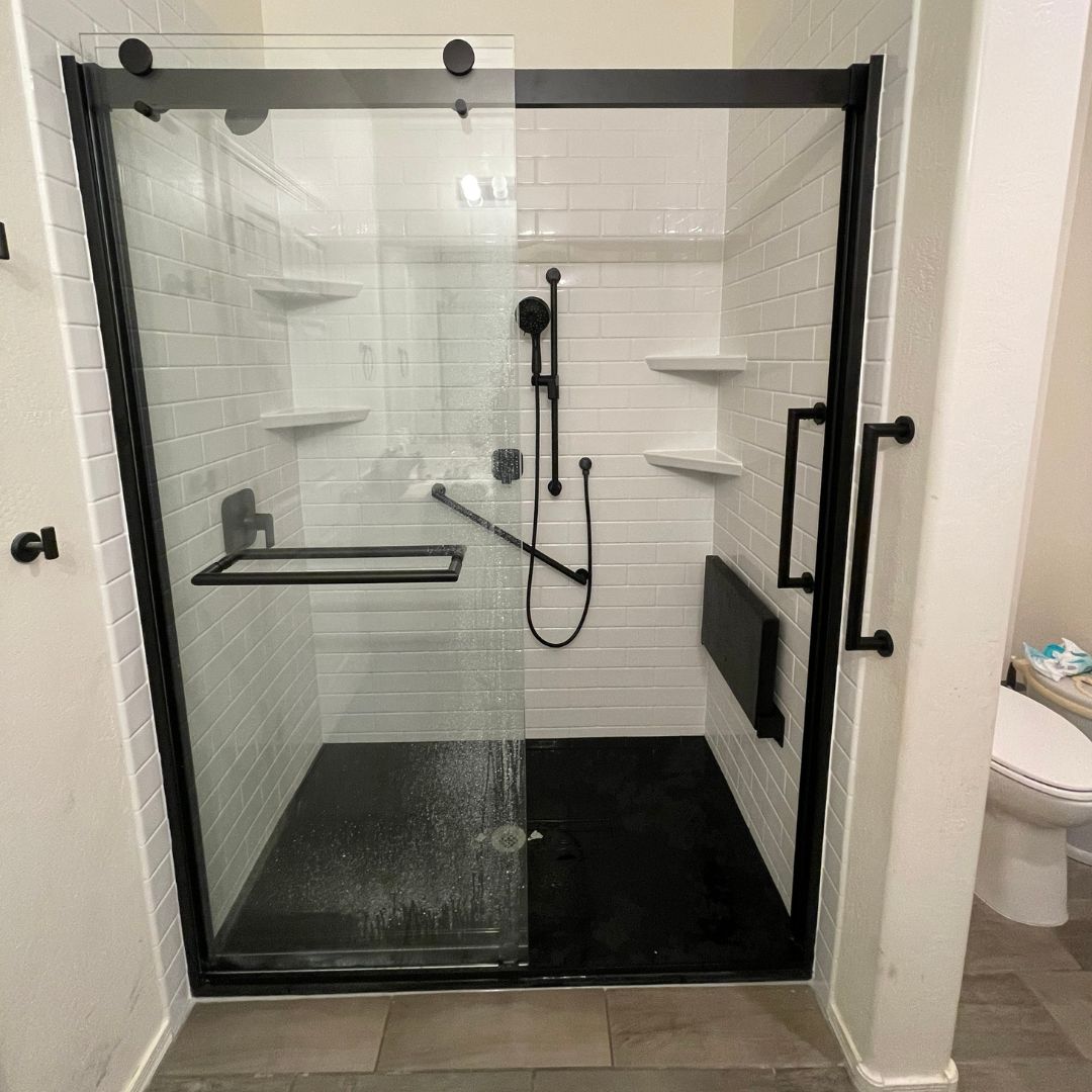 A low-threshold accessible shower