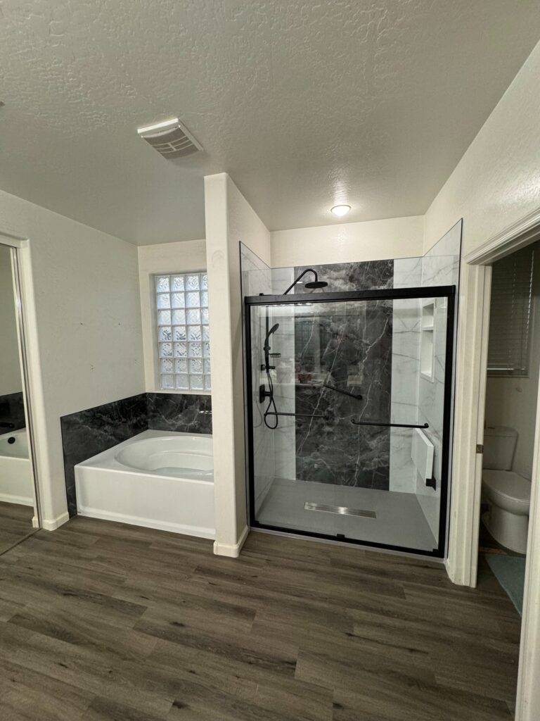 New shower and bathtub remodeled by USA Showers